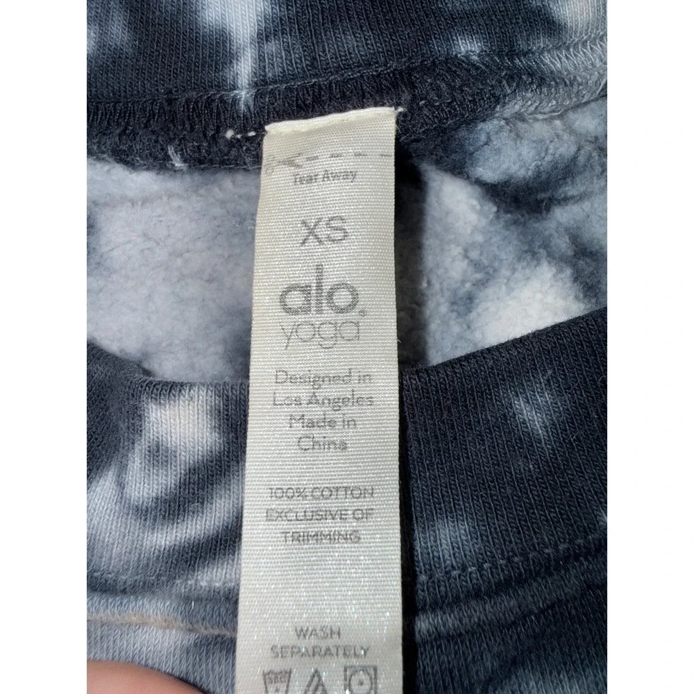 Alo‎ Yoga Tie Dye Extreme Crop Crewneck Sweatshirt Black White Cropped Pullover